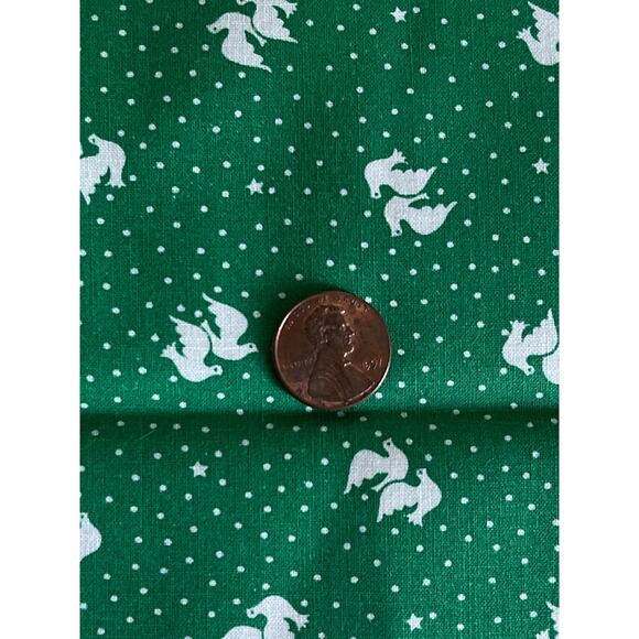 Christmas Fabric for quilting /white doves/ - Picture 3 of 3